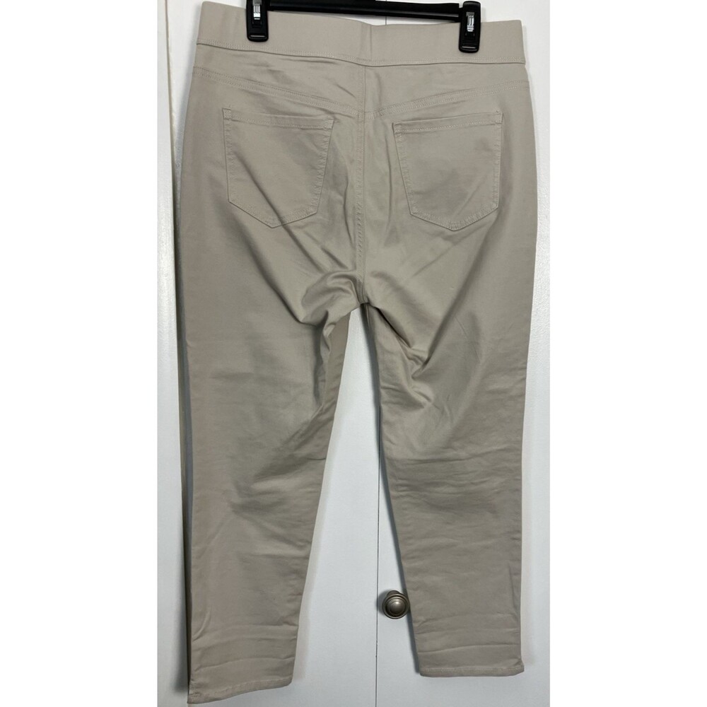 Gloria Vanderbilt All Around Slimming Tan Pants Size 10 - Picture 7 of 7